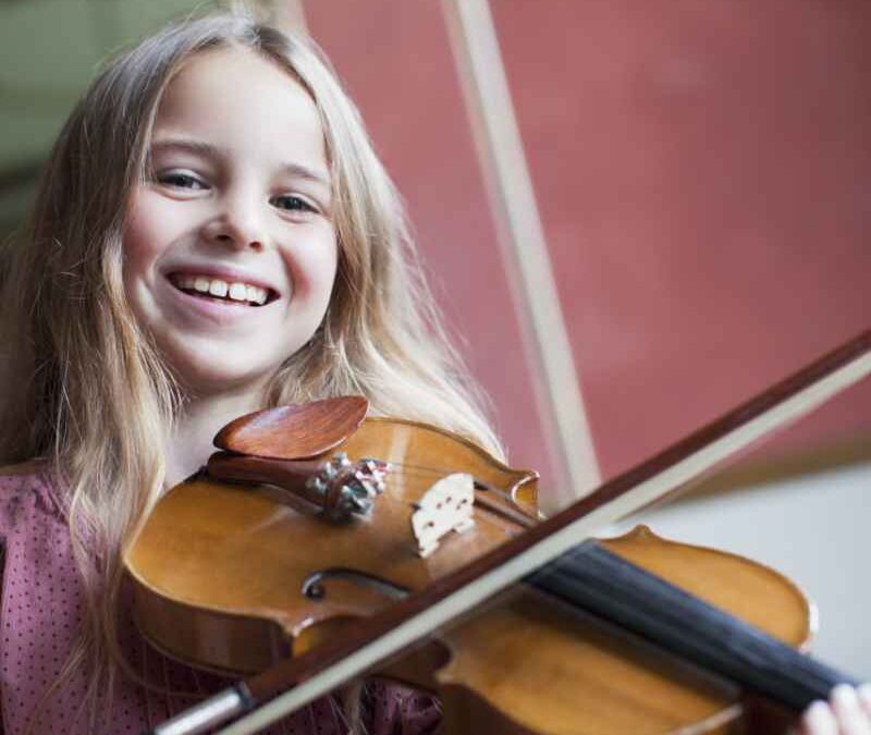 Fun Violin Lesson Ideas for Kids Ages 6–8 | A Parent’s Guide